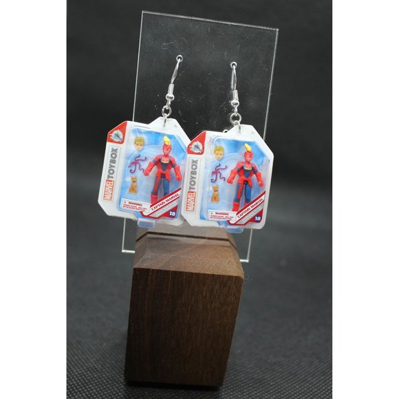 Mini Brands / Marvel - Captain Marvel earrings - Picture 2 of 7